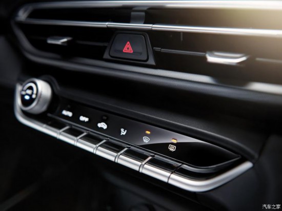 長(zhǎng)安汽車 逸動(dòng) 2020款 PLUS 基本型